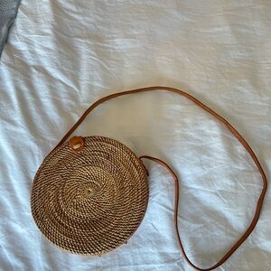 Round Woven Straw Crossbody Bag - Tan